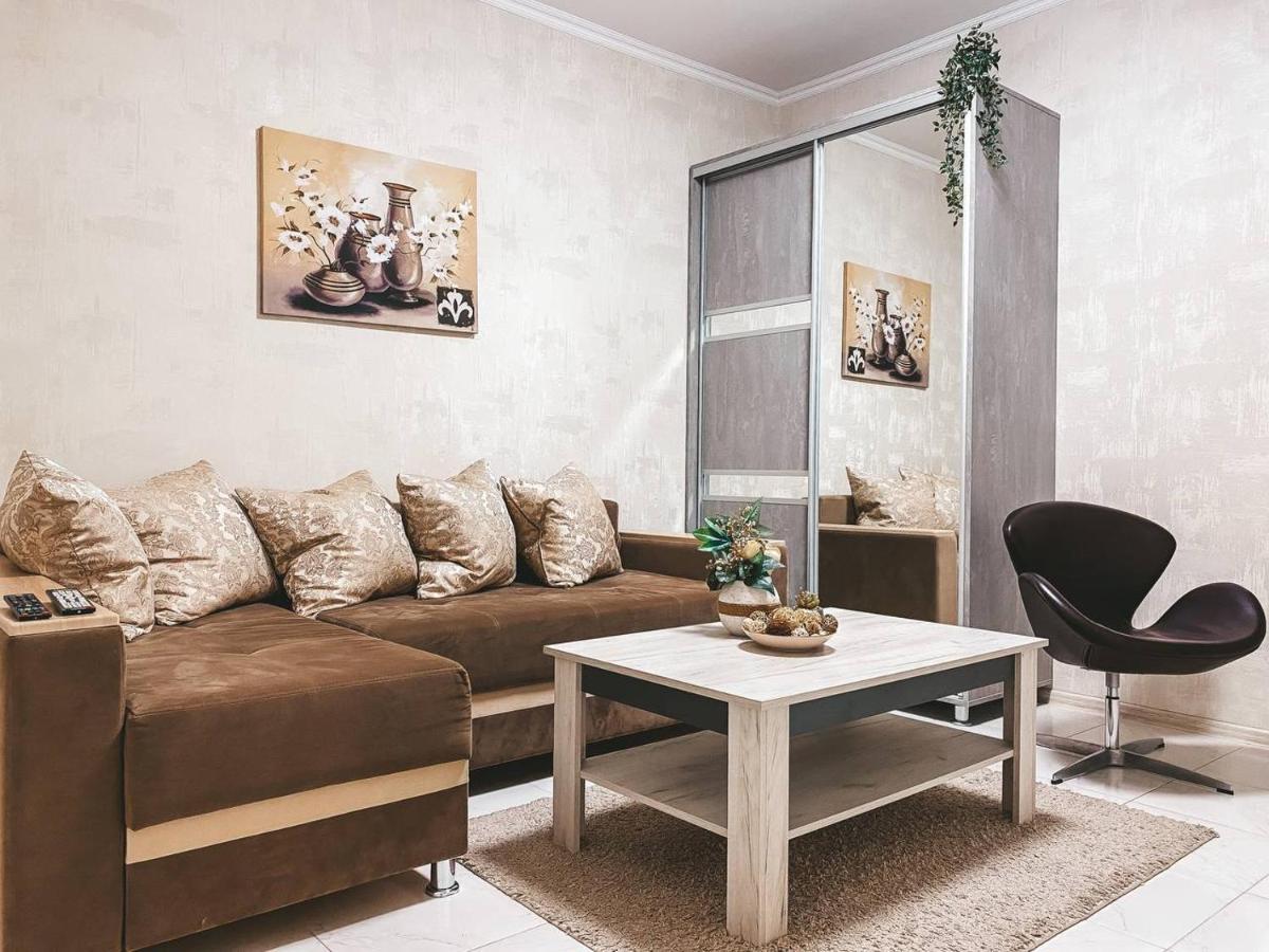Luxury Sky Apartment Кишинев Екстериор снимка