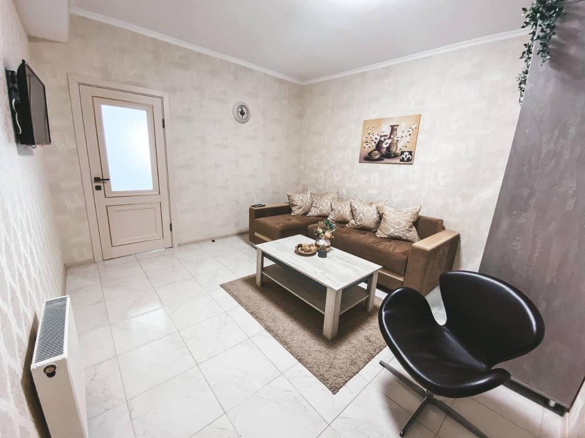 Luxury Sky Apartment Кишинев Екстериор снимка